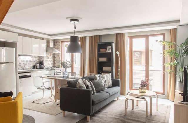 Distinguished Flat 650 m to Galata Tower