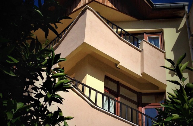 DOĞA VE DENİZ MANZARALI LÜX VİLLA