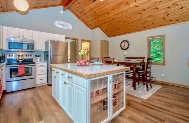 Dog and Family Friendly with Game Room