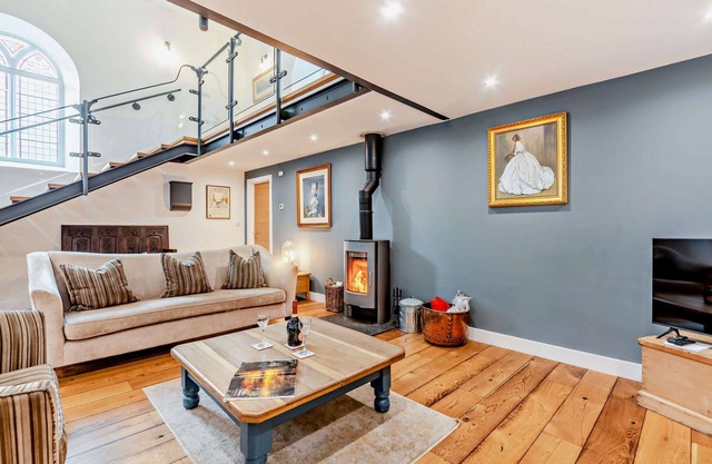 Dog friendly converted chapel - Chapel House