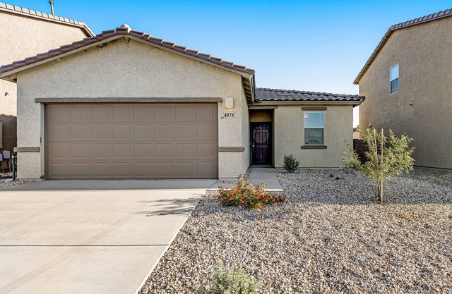 Dog-friendly home with washer/dryer & central AC - drive mins to parks, museums