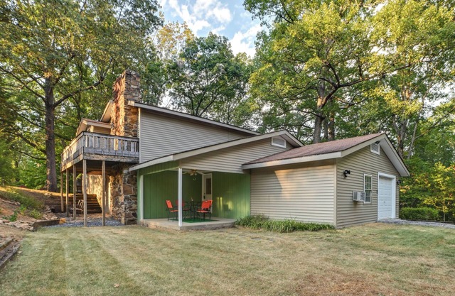 Dog-Friendly Kentucky Lake Home w/Game Room!