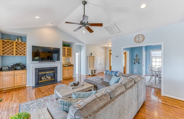 Dog-Friendly, Lakefront Home w/Free WiFi, Game Room, Central A/C, & Boat Access