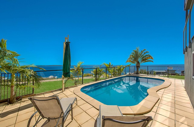 Dolphin view Apartments