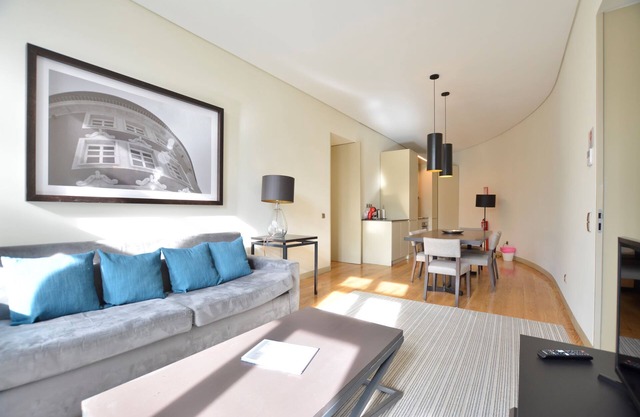 Dom Luis I Prestige Flat 19