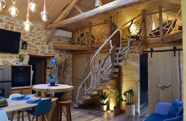 Domaine Moulin de Quincenat Gîte Moulin au Bois Dormant