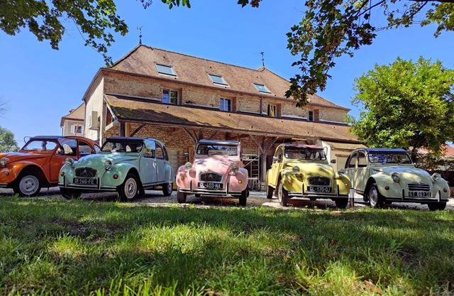 DOMAINE SAINT LOUP: Group Gîte "Le Grand Loup" - 17pers - 10' Beaune