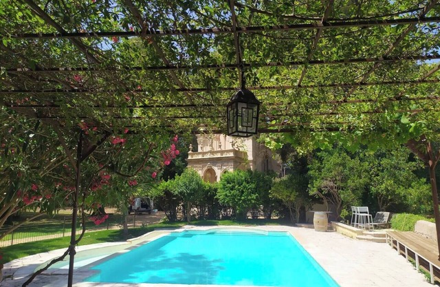 Domaine Viticole de Luxe à Deux pas Depézenas
