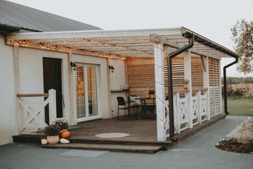 Domek Sielsko z kominkiem i jacuzzi godzinę od Warszawy