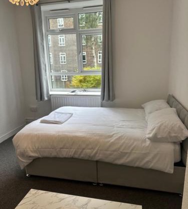 Don Jackson London Apartment