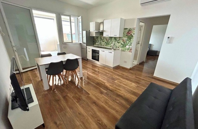 Donnabona two-room apartment 150 m from the sea
