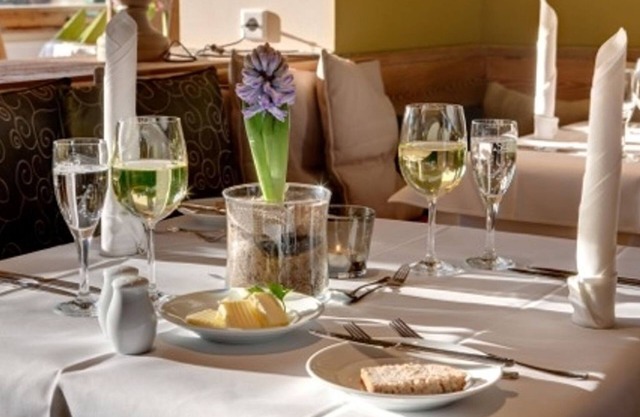 Doppelzimmer Deluxe mit Balkon und Spreeblick - Hotel Strandhaus Boutique Resort & Spa