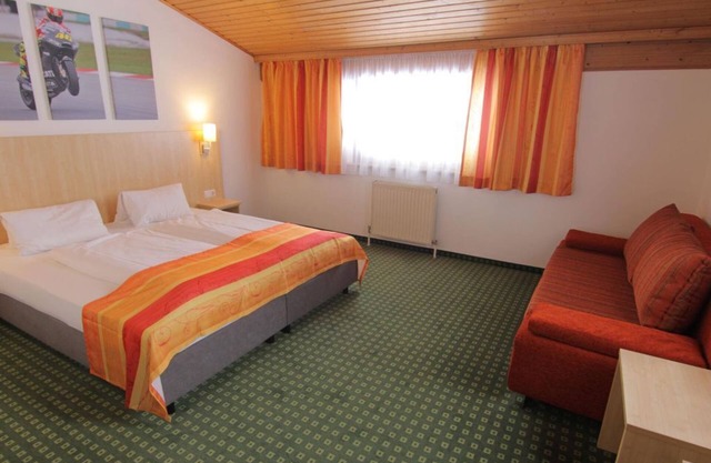 Double room family - Bike & Snow Hotel-Restaurant Lederer