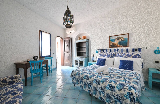 Double room-Classic-Ensuite with Shower-Garden view