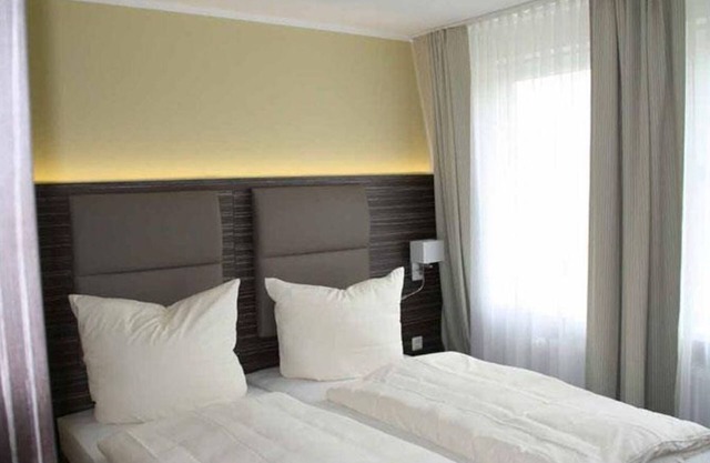 Double room, courtyard side - Hotel-Restaurant Bootshaus