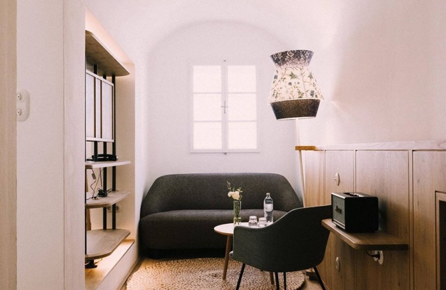 Double room "large", incl. breakfast - arthotel Blaue Gans