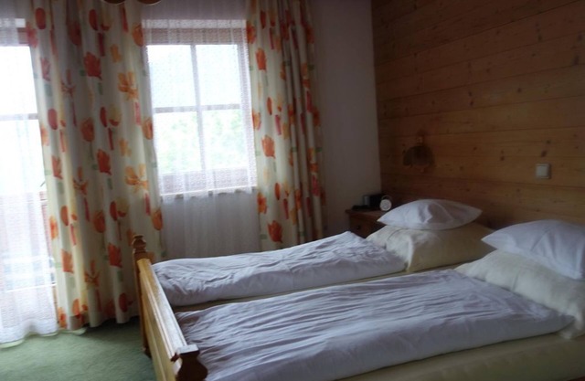 Double room, shower or bath, WC, south - Postfeld 606