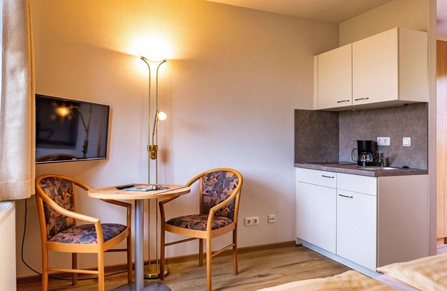 Double room with terrace & mini kitchen WITHOUT breakfast - Ferienanlage zum See