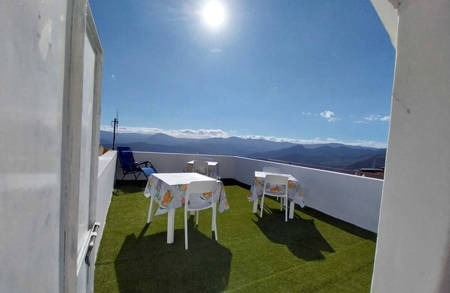 Double Room with Wi-Fi and Air Conditioning