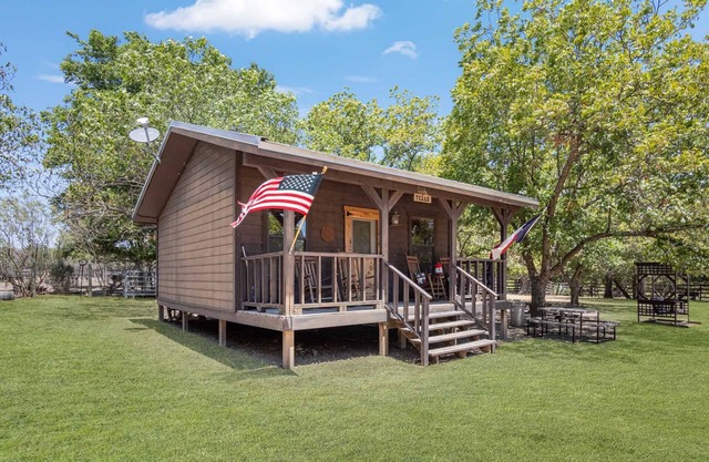 Double U Barr Ranch Texan Cabin