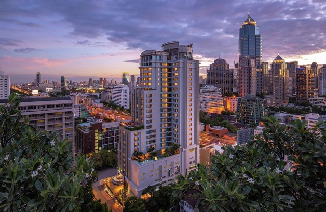 DoubleTree by Hilton Bangkok Ploenchit