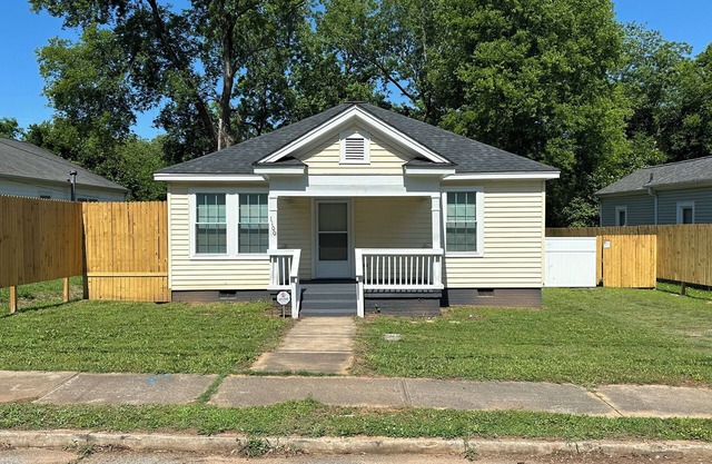 Downtown Electric city Escape 3 Bed 2 Bath