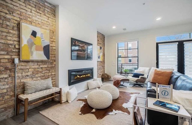 Downtown Holland Luxury Condo on 8th—George 201