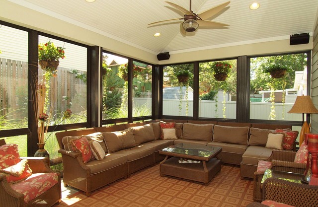 Downtown Rehoboth Beach Home in The Pines Sleeps 14 w/Porch