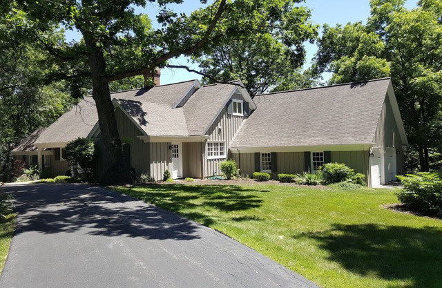 DREAM HOME! 3 Month Minumum Rental,Luxurious, Secluded & Lots of Room!