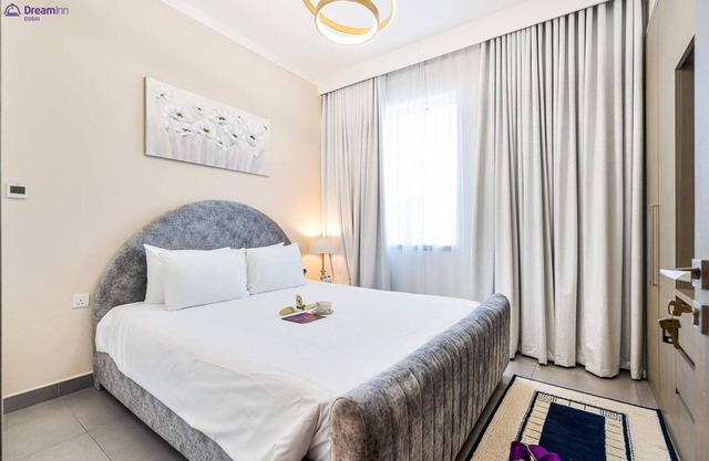 Dream Inn - Furnished 3BR in Dubai Creek