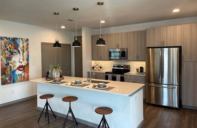 Dream Suites at River East