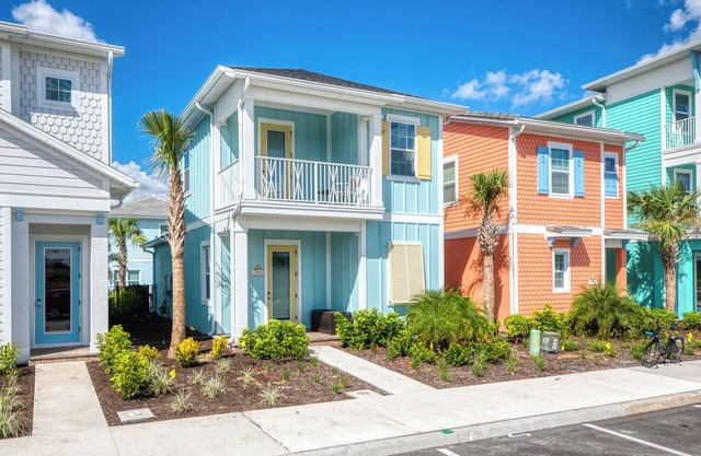 Dreamy Cottage near Disney with Margaritaville Resort & Island H20 Waterpark.