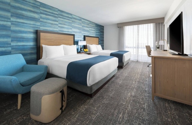 Dreamy Escape: Enjoy a Cozy & Modern Room - Steps Away from Lombard Street