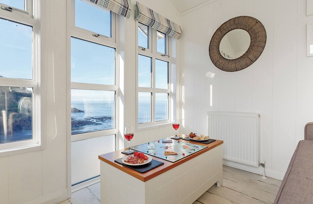 Driftwood Premier Sea View Cabin