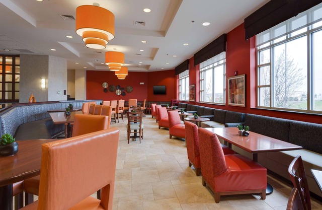 Drury Inn & Suites St. Louis O'Fallon, IL