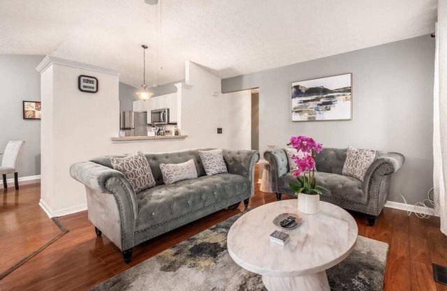 DUBLIN GETAWAY - NEAR COLUMBUS!