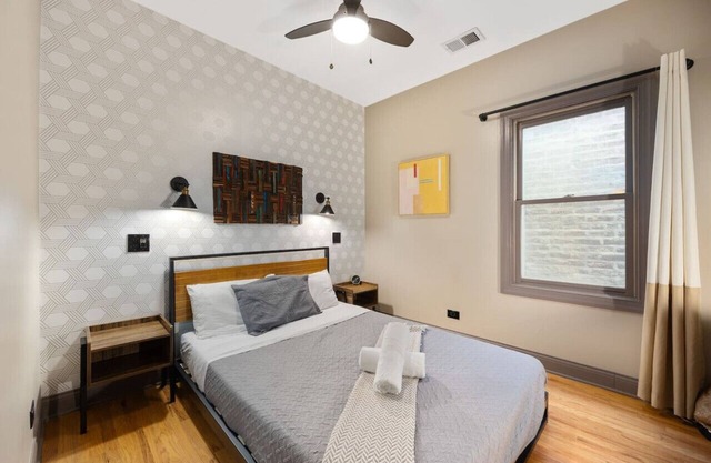 Dubois Guest House Room 302