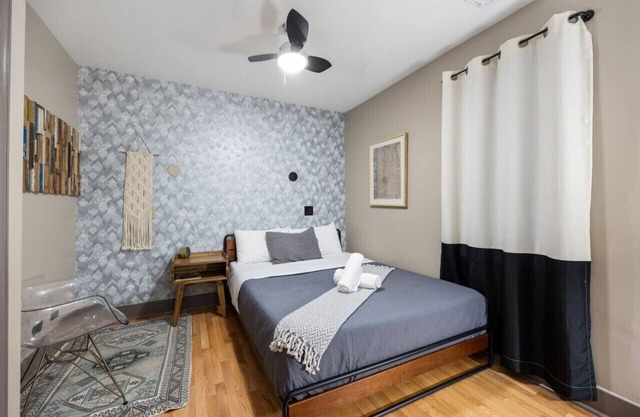 Dubois Guest House Room 101