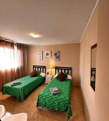 DUPLEX COMPLETO 8 CAMAS La POBLA LLARGA