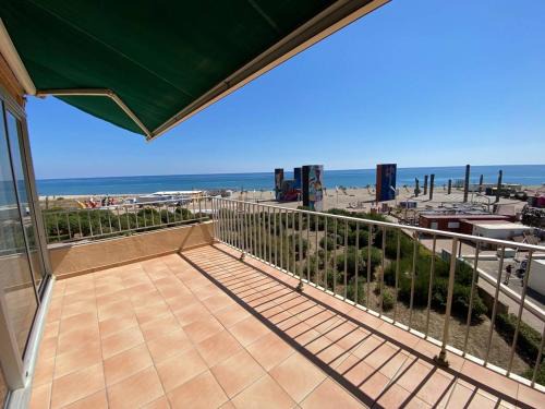 Duplex T3 6 personnes avec terrasse, BBQ et parking, près de la plage - FR-1-81-496