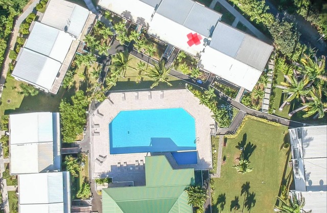 Duplex with breathtaking view of the marina du gosier with swimming pool and cistern