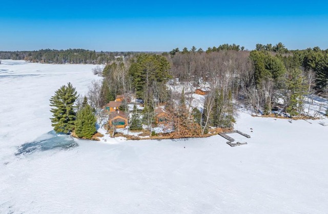 Eagle Villa At Otter Cove