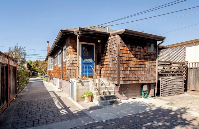 East End Craftsman Studio Apt