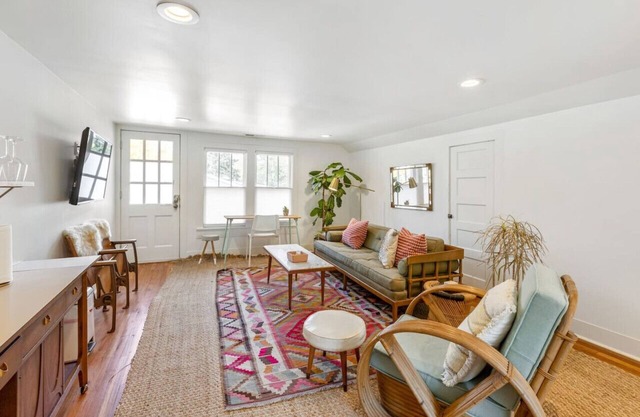 East Nashville Loft in quiet walkable neighborhood