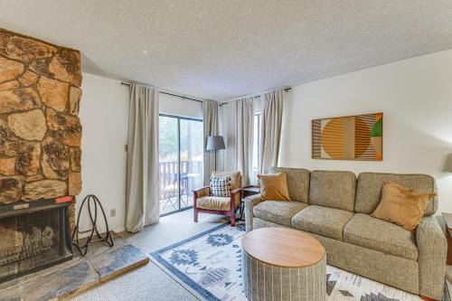 Easy Red River Ski Access! Outdoor Adventure Condo