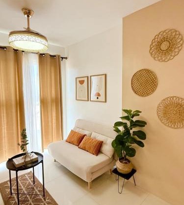 Eclectic Haven at Bamboo Bay Cebu - Cozy 1Bedroom and Studio near SM City , IT Park and Ayala Mall - NO PARKING