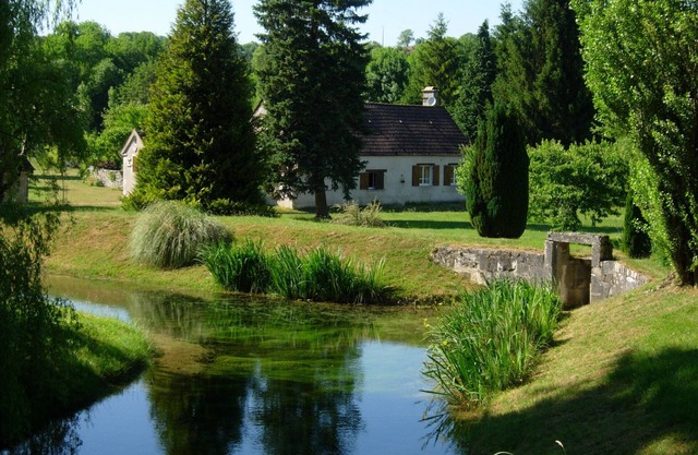 Eco-friendly self-catering cottage in Burgundy