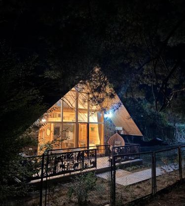 EcoCottage Didi Mindori - Among the Pines