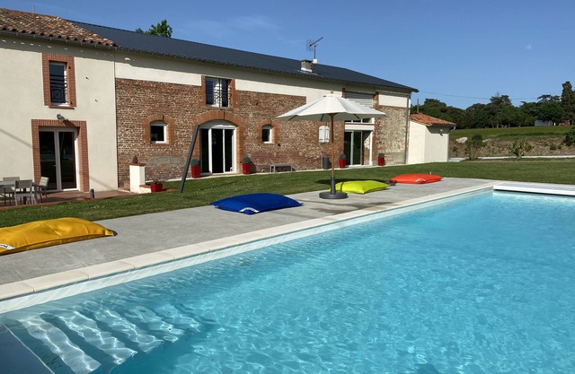 ECURIES de RONSAC