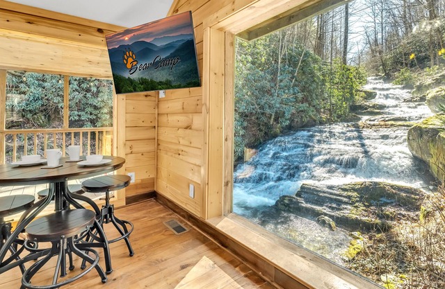 Ed's Mill - Breathtaking Waterfalls - FREE ATTRACTION TICKETS!!!